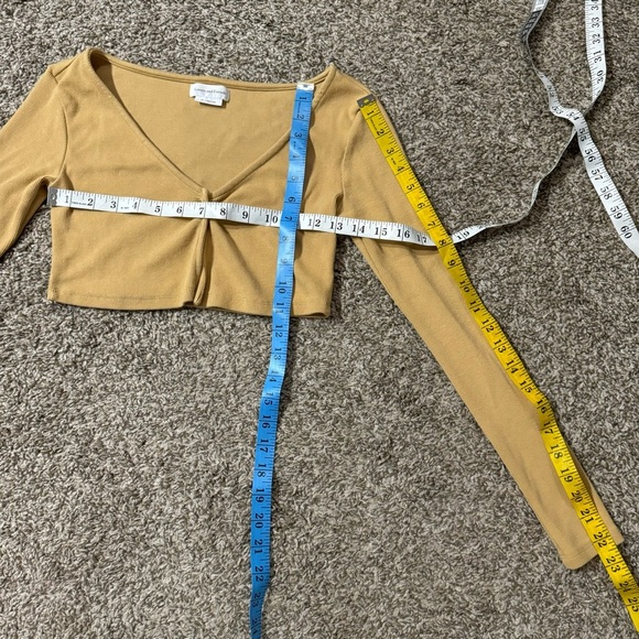 Lovers and Friends Crop Cardigan in Yellow Size XXS - Picture 6 of 7